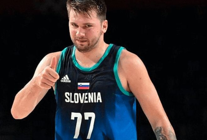 德转统计五大联赛最年长戴帽前10：莱万第8，C罗两度上榜（德转盘点五大联赛最年长上演帽子戏法TOP10：莱万第8，C罗两次上榜）