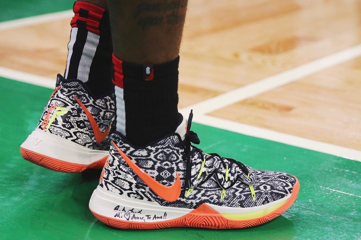 曼晚预测曼联本轮联赛首发：B费、芒特、齐尔克泽在列（曼晚预估曼联本轮首发阵容：B费、芒特、齐尔克泽入围）