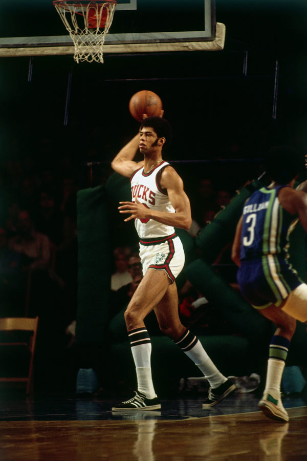 欧冠唯一0分球队，阿贾克斯首次遭遇欧战8连败（阿贾克斯首次欧战8连败，成欧冠唯一零分之队）